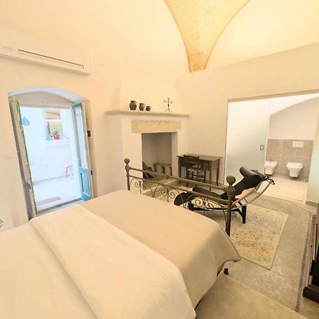 Bed and Breakfast The Art Of Leo Lucugnano Екстер'єр фото